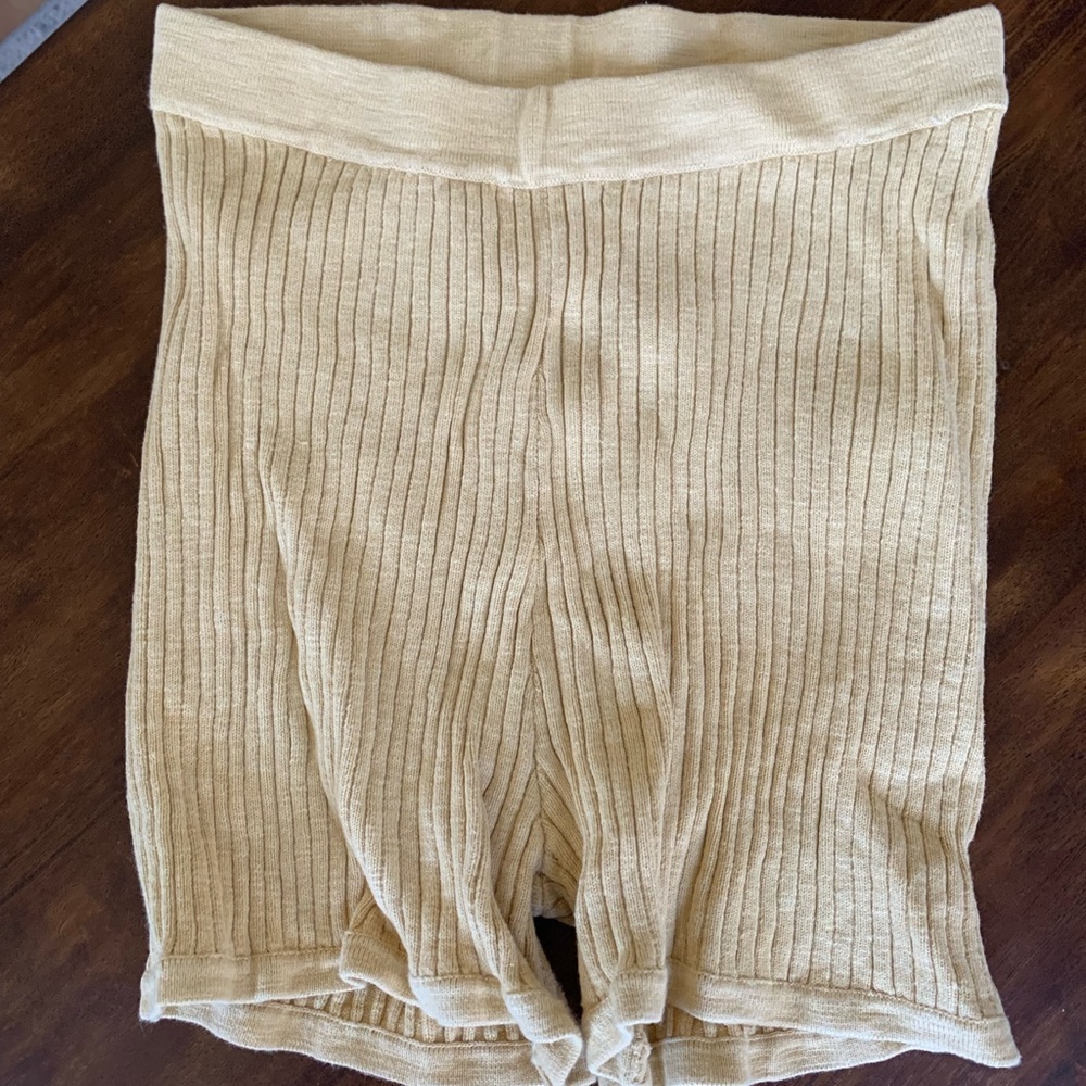 Ribbed Knit Tan Shorts